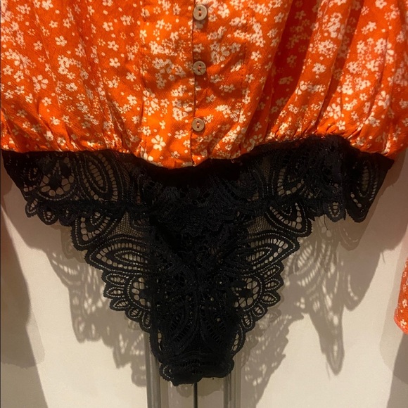 Free People Ditsy Orange Floral Wide Tiered Bell Sleeve Bodysuit - Picture 8 of 11